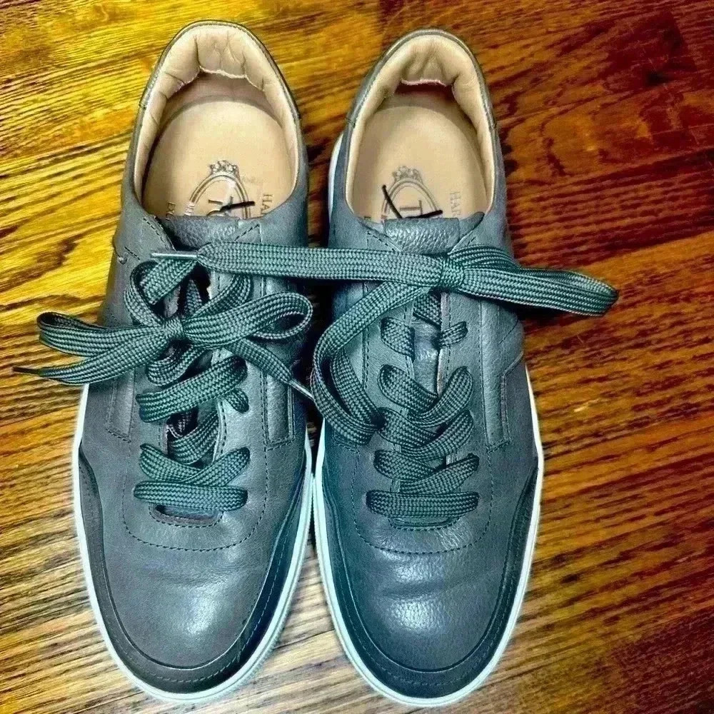 Tod's Low-Top Leather Sneaker